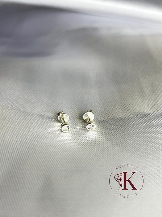 Brinco Ponto Luz Pino