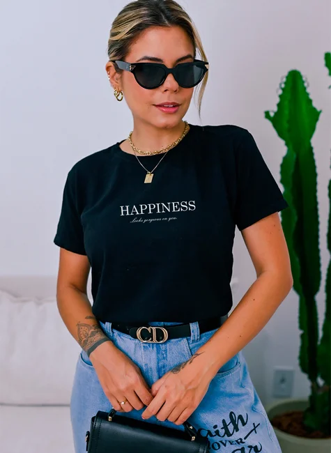 T-shirt Plus Size Preta Happiness