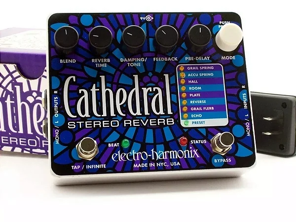 Pedal ELECTRO HARMONIX CATHEDRAL - Deluxe Stereo Reverb acompanha fonte
