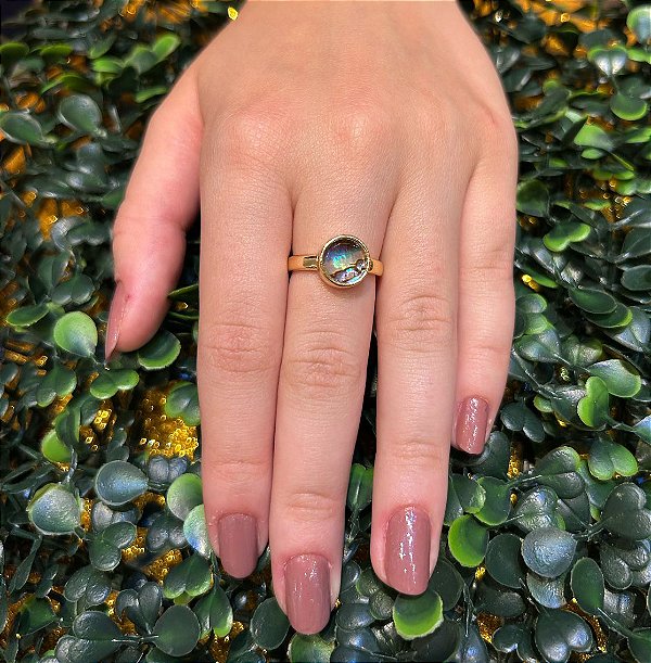 Anel Redondo banhado a ouro 18k com pedra natural Abalone - Tamanho 14