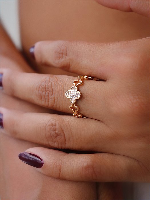 Anel Trevos com zircônias Banhado a Ouro 18k - Tamanho 24