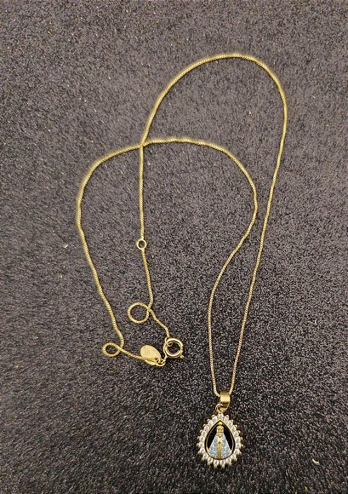 Gargantilha Nossa Senhora Aparecida Branco e Turquesa Banhado a Ouro 18k