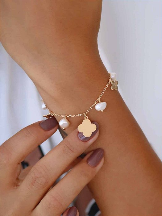 Pulseira Pérolas e Trevos Banhado a Ouro 18k