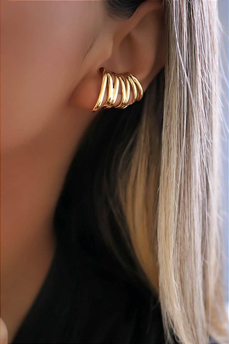 Brinco Liso Ear Cuff Sete Faixas banhado a ouro
