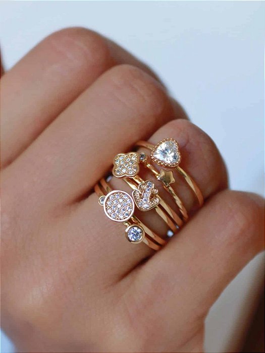 Anel zirconia Seis alianças com Pingentes Diferentes Banhado a ouro - Tamanho 24