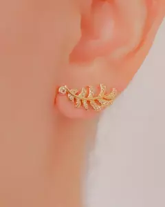 Brinco Ear Cuff Folhinhas de Microzirconias - Banhado a Ouro