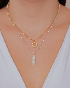 Colar Duplo Bolinhas com Plaquinhas de Cruz e Anjo - Banhado a Ouro e Prata