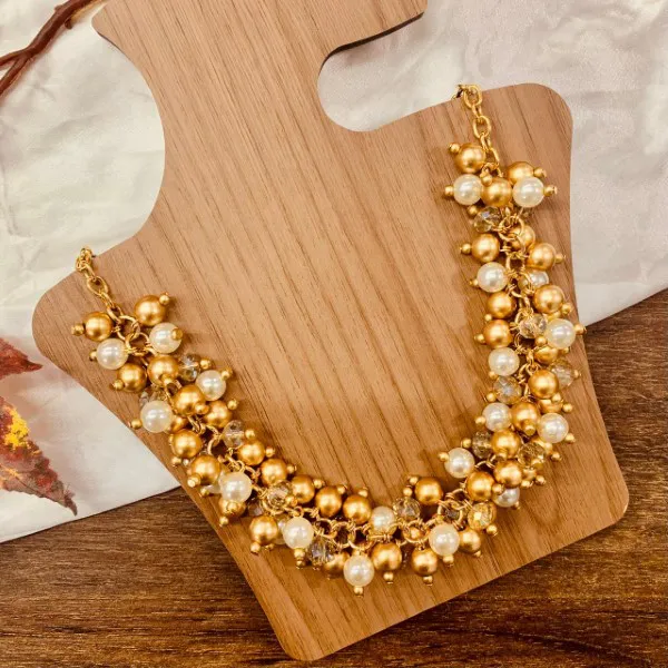 Colar Cachinho Branco - Bijuteria