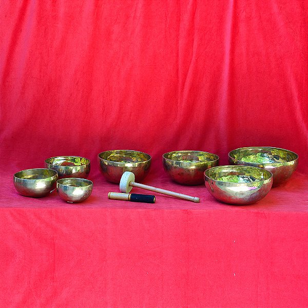 Kit de 7 Taças Douradas