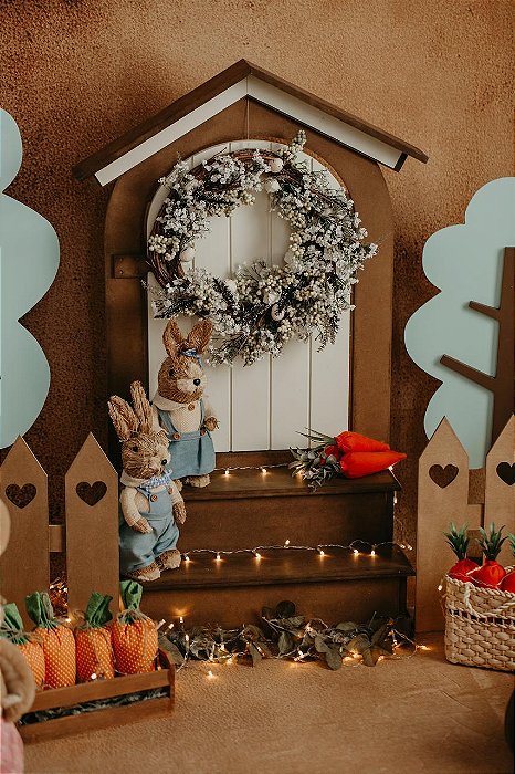 Casinha de Páscoa com degrau - Rústico com Branco