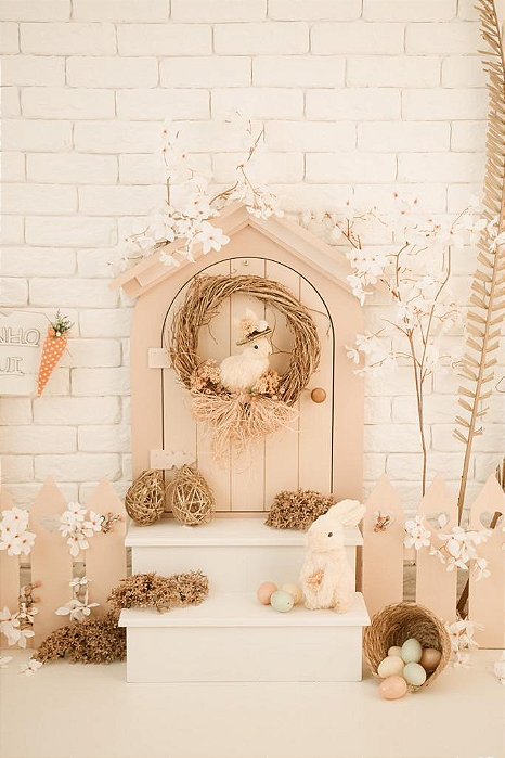 Casinha de Páscoa com Degrau - Bege com degrau Branco