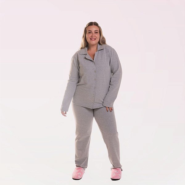 Pijama Feminino Longo Felpado com Botões