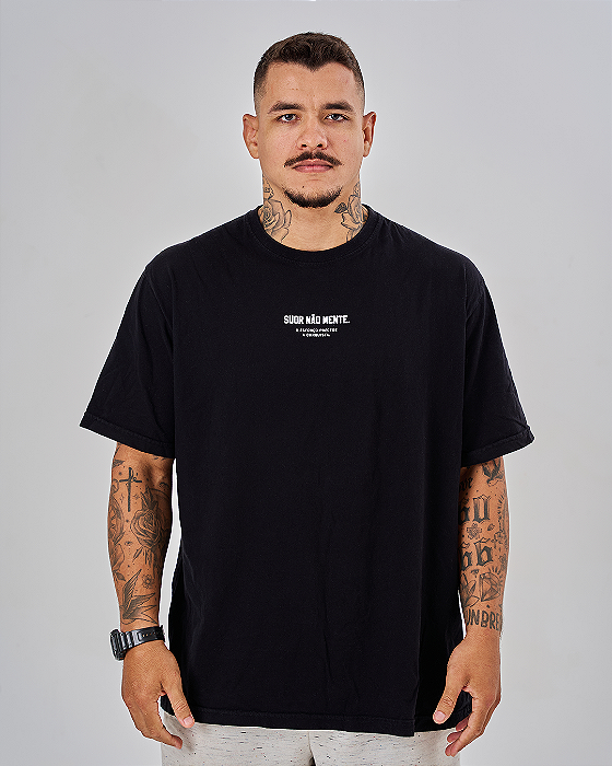 CAMISETA PRETA
