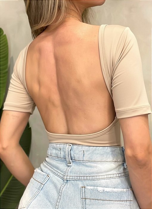 Cropped em Suplex Manga Curta com Costas Nua