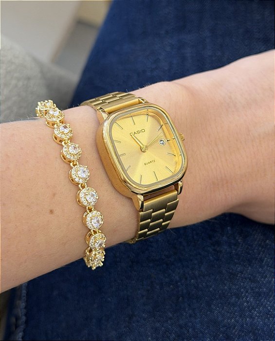 Casio mini- dourado