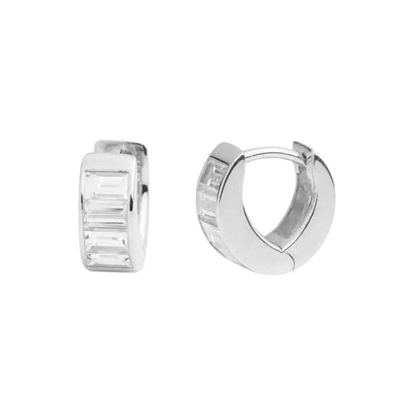 Brinco em Prata 925 com Zircônias Baguete – Sofisticação e Brilho Atemporal