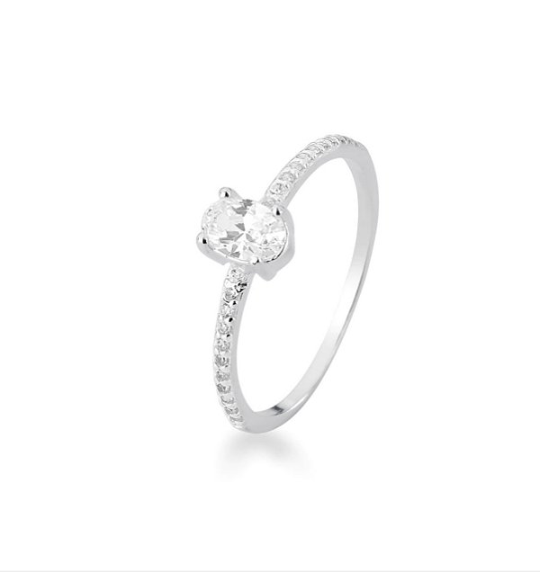Anel Solitário Oval em Prata 925 com Zircônias