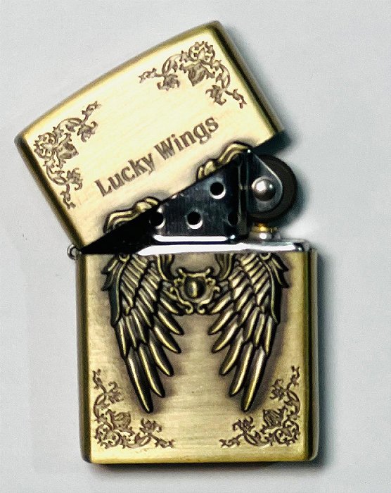 Isqueiro Kantai Dourado Asa