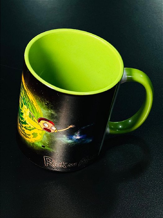 Caneca Verde Rick And Morty