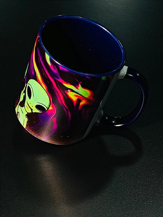 Caneca Azul Et Fumando