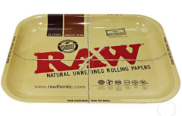 Bandeja de Metal Raw 18x12cm