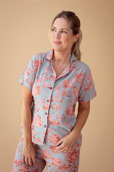 Pijama longo Cinza com Flores Vermelhas