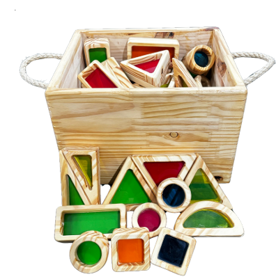 Caixa com Formas Geométricas Translúcidas