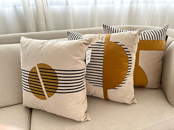 Conjunto com 3 Almofadas Ocre/Bege