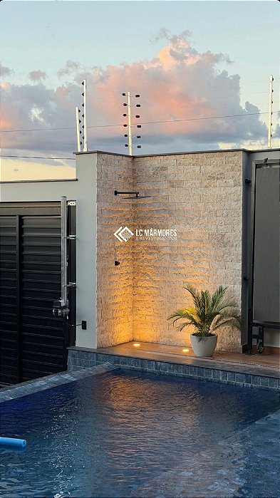 TRAVERTINO ROCKFACE 10x25