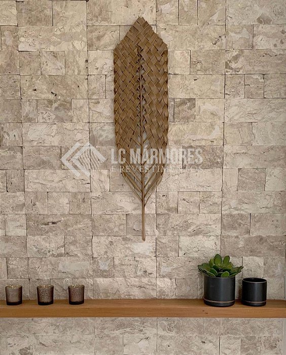 TRAVERTINO ROCKFACE 10xLIVRE