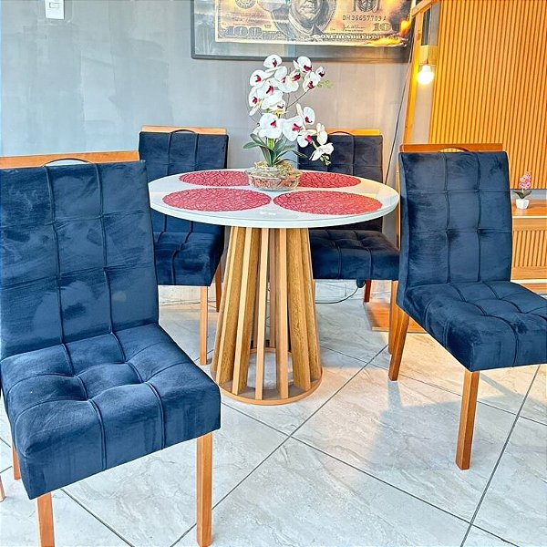 Mesa Redonda Berlim 100 c/ 4 cadeiras madeira maciça
