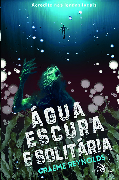 Água escura e solitária