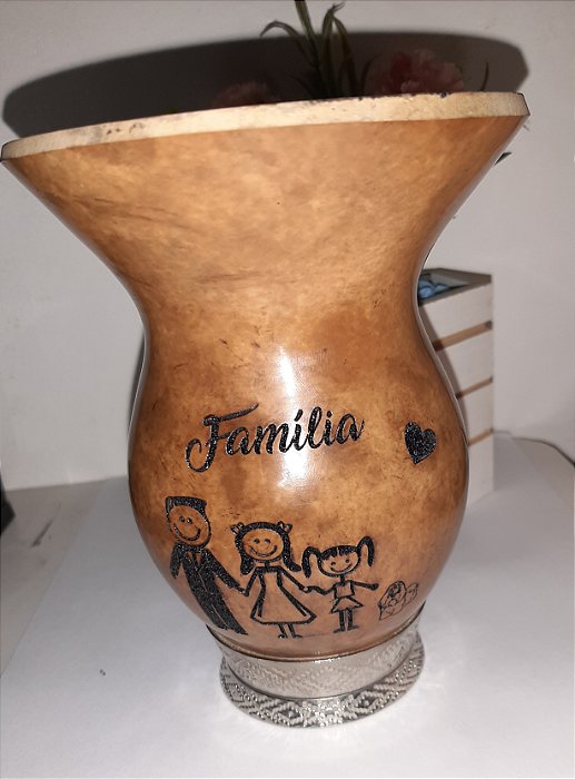 Cuia de porongo pé metal