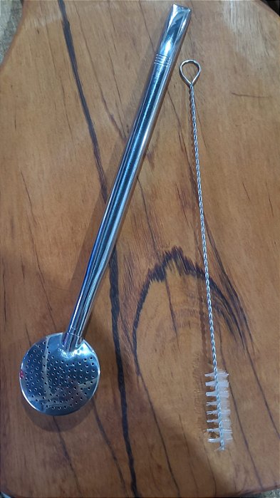 Bombas de chimarrão com escovinha