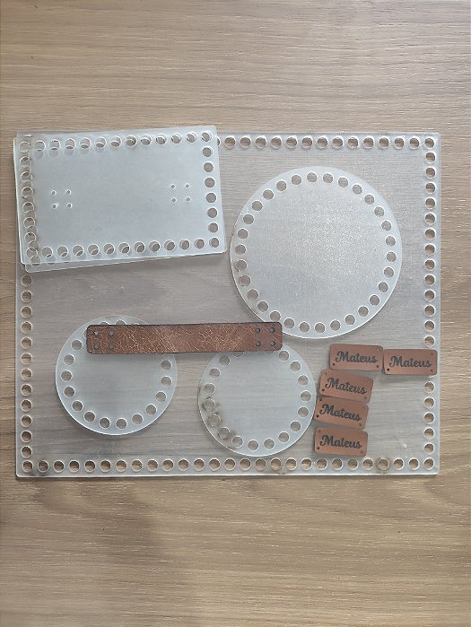 Bases em acrílico cód 001