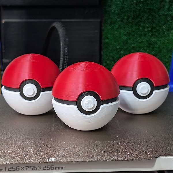 Pokébola icônica do anime Pokémon