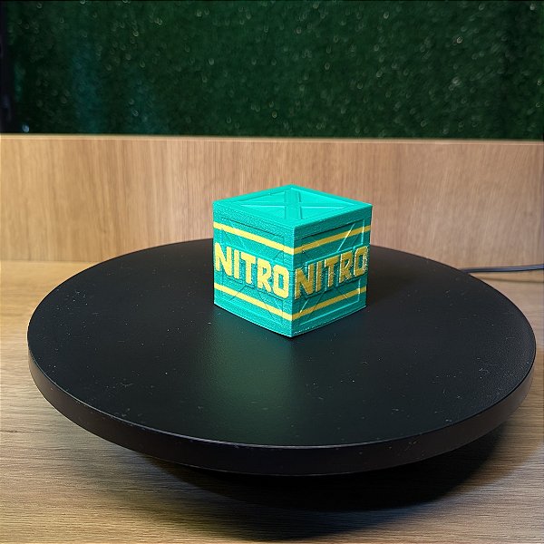 Caixa Nitro decorativa do clássico Crash Bandicoot