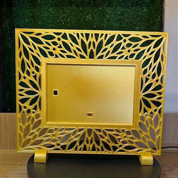 Porta-Retrato Elegante Dourado