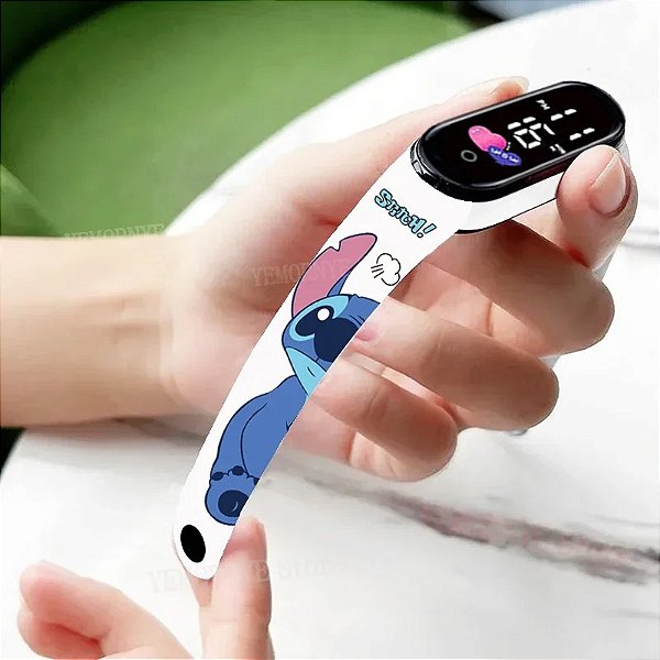 Relógio Infantil Stitch com Luz de LED – Diversão e estilo no pulso