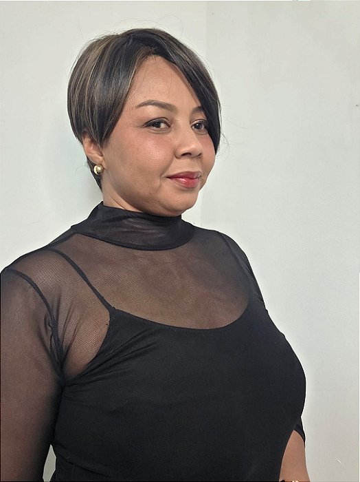 ASHA - Wig Cacheada 20cm Orgânica Premium | Morena Iluminada