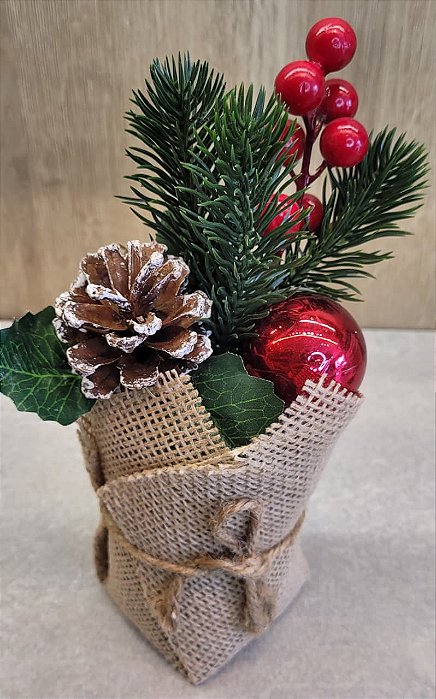 Arranjo Pinha e Berries Natalino