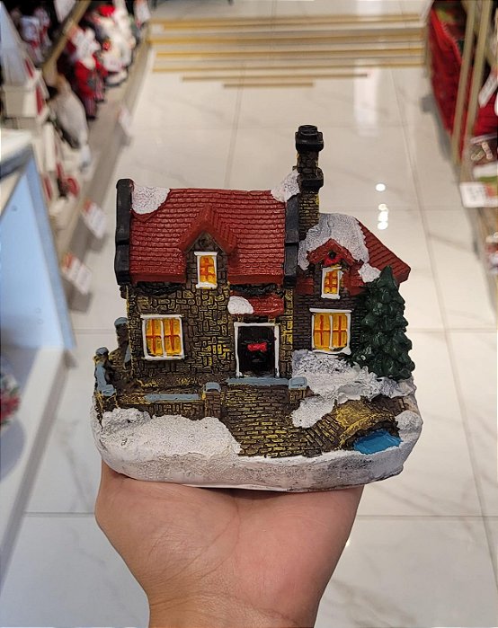 Casa de Natal em Resina Colorida - 13cm