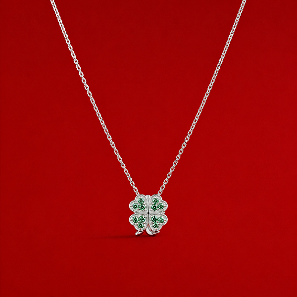 Colar Trevo Cravejado Verde em Prata 925