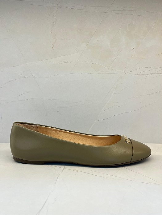 Sapatilha Feminina Verde Oliva em Couro Legítimo  Dumond