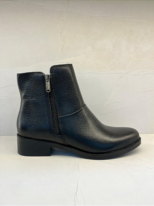 Bota Cano Curto com Dois Zíperes