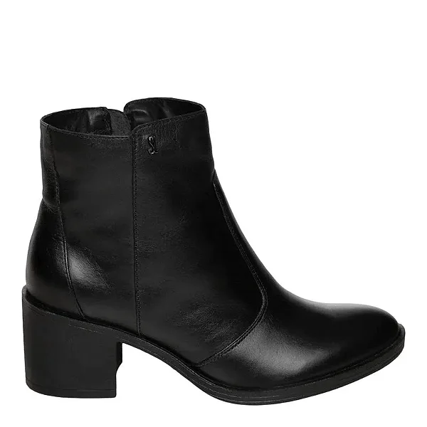 Bota Preta em Couro com Salto Bloco Santa Lolla