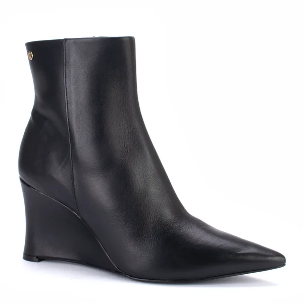 Bota Lialine Salto Anabela em Couro Preta