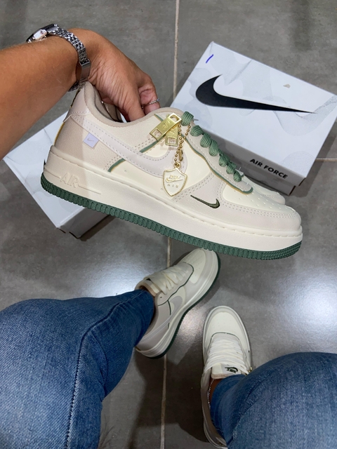 Tenis Nike Air Force.