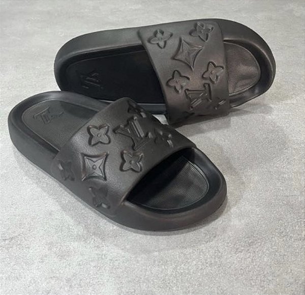 Chinelo Louis Vuitton - CHS004