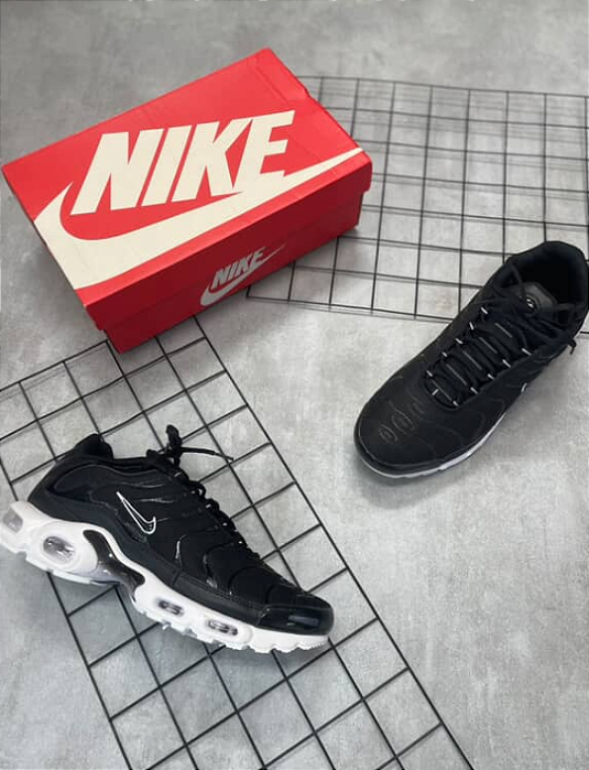 Tênis Nike TN - TN010